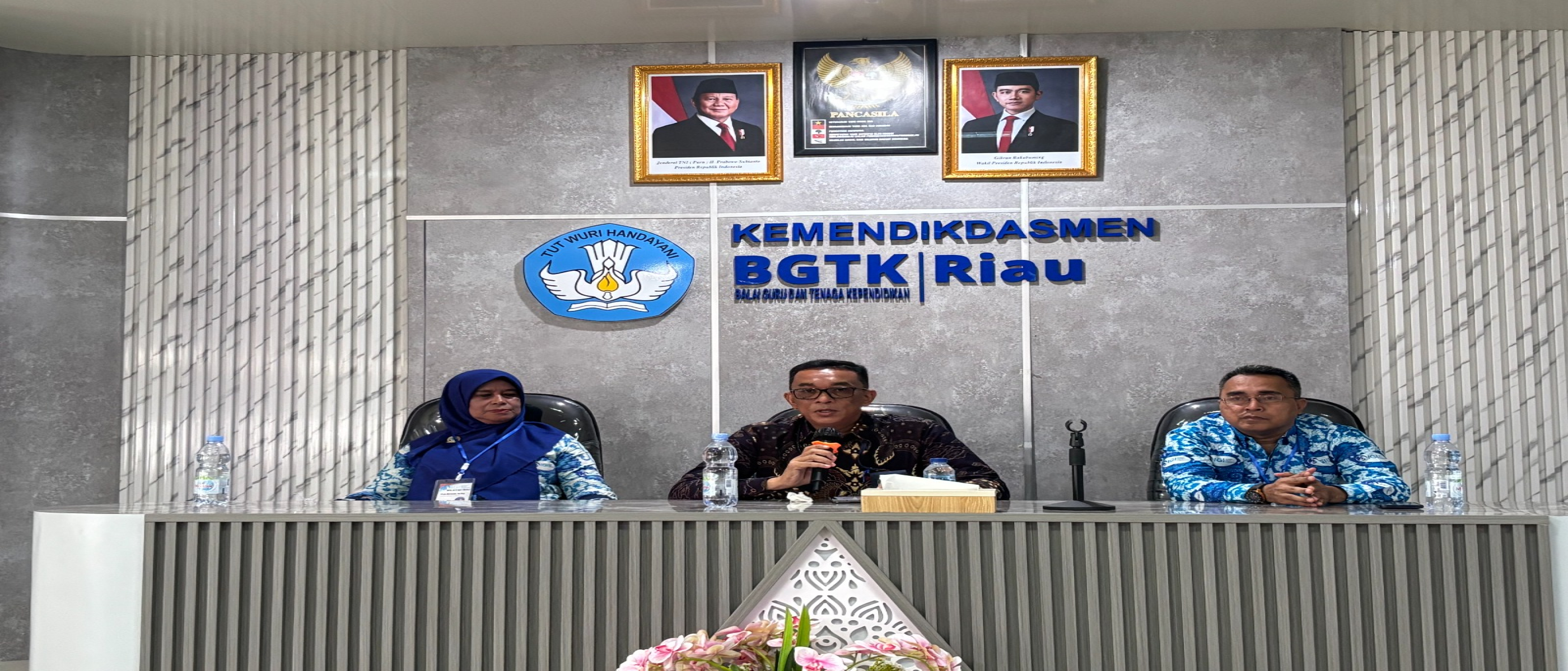 Klinik Edukasi IGI Provinsi Riau: Pelatihan Kreator Pembelajaran Digital untuk Guru SMP Negeri Kota Pekanbaru