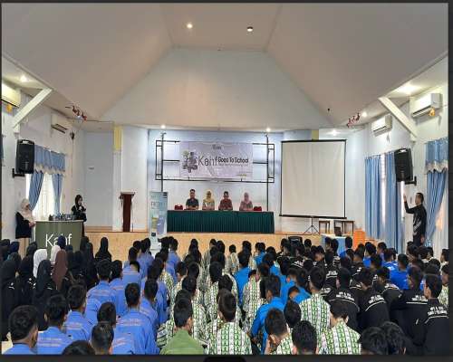 Program BGTK Riau X PT. Paragon Corp Goes To School