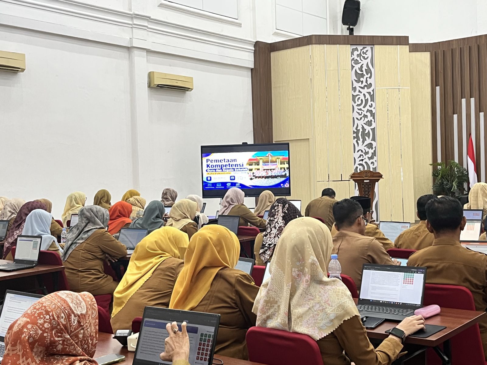 Pemetaan Kompetensi Guru dan Kepala Sekolah Kota PekanbaruPemetaan Kompetensi Guru dan Kepala Sekolah Kota Pekanbaru